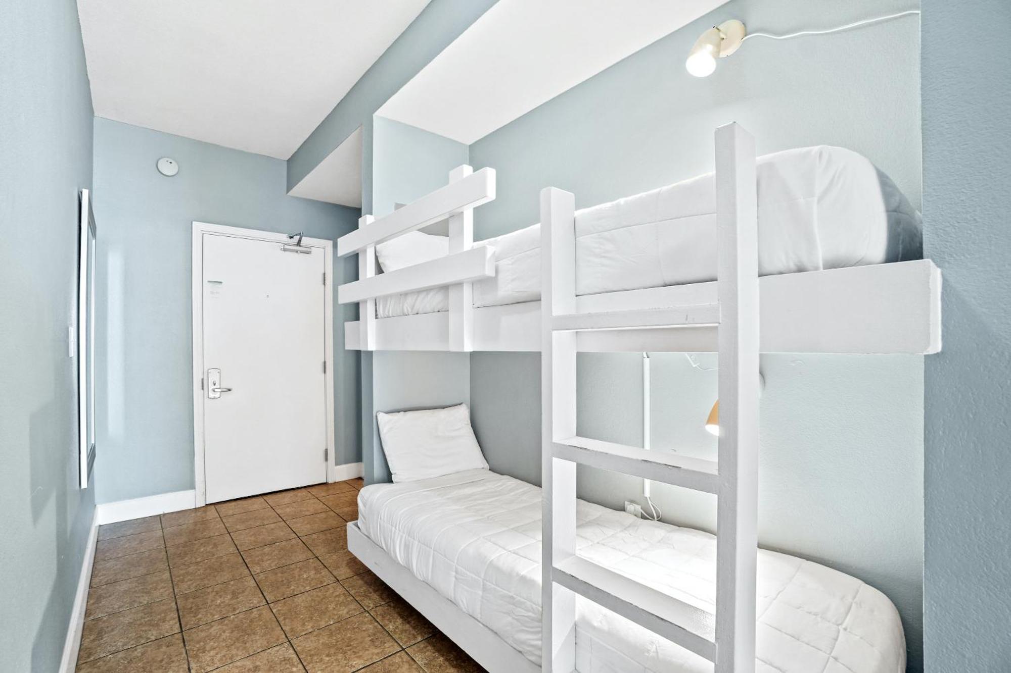 Tidewater By Panhandle Getaways Apartment
